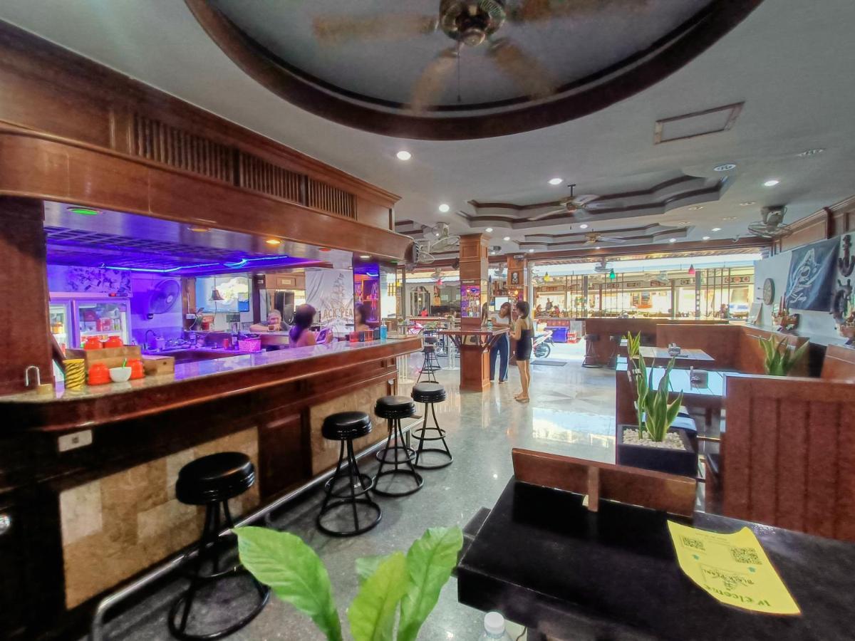 Black Pearl Patong Beachfront パトン エクステリア 写真