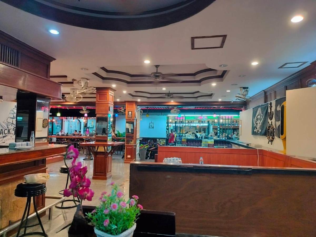 Black Pearl Patong Beachfront パトン エクステリア 写真
